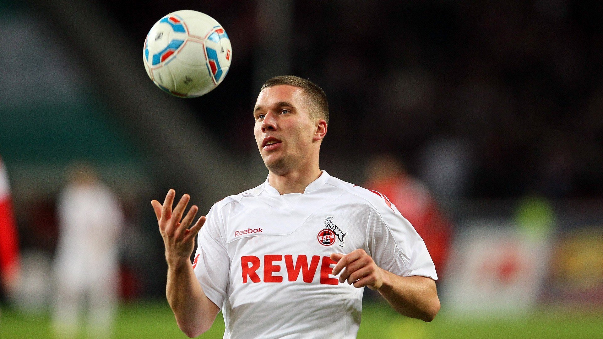 冬奥会特技滑雪赛，技术与勇气的极致展现，冬奥会滑雪项目简介