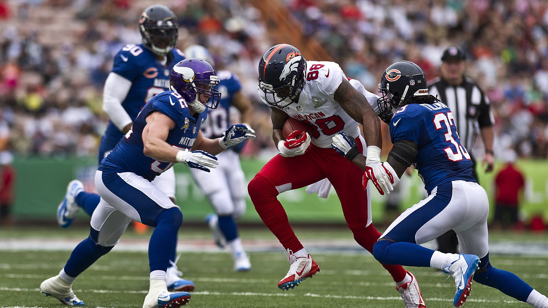 开云中国官网-德甲赛场，战术多样激发精彩瞬间，德甲经典比赛